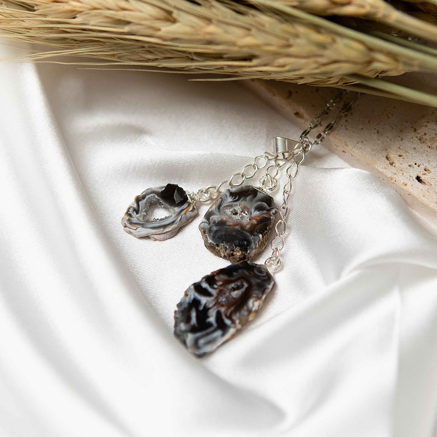 Oco Geode Pendant