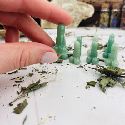 Mini Green Aventurine Peens