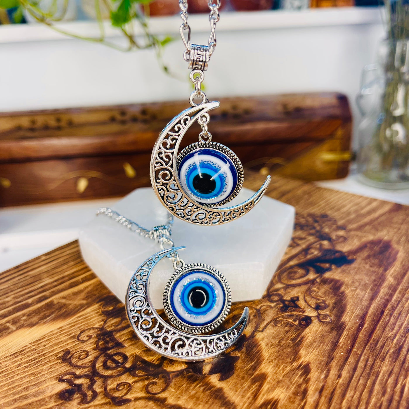 Protection Pendant